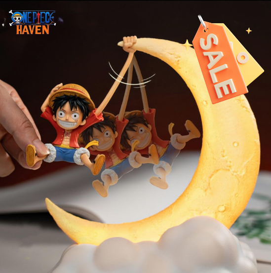 Luffy Crescent Moon Lamp™